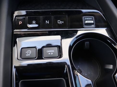 Used 2025 Nissan Murano SV AWD/4WD image 33