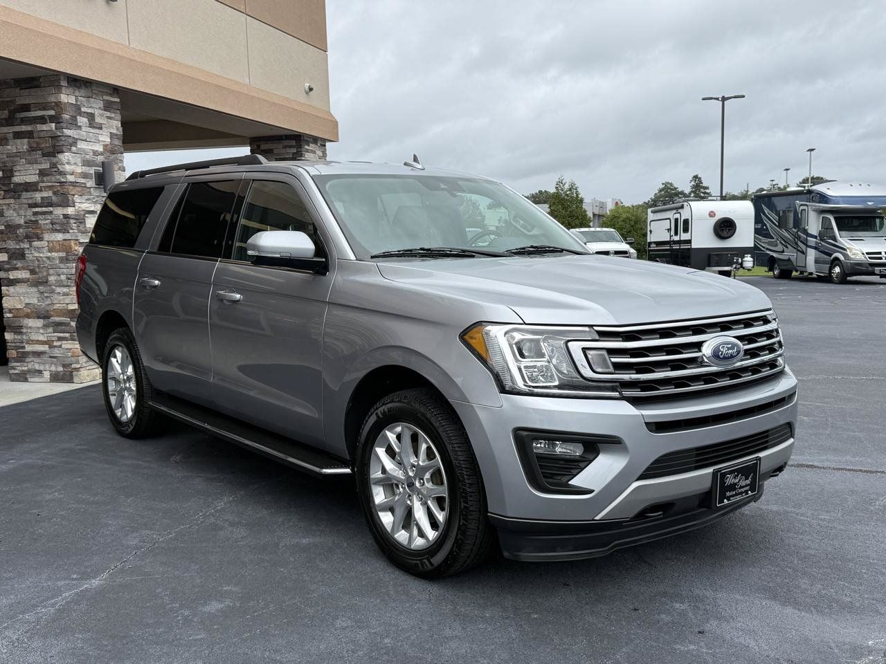Used 2021 Ford Expedition Max XLT AWD/4WD image 5