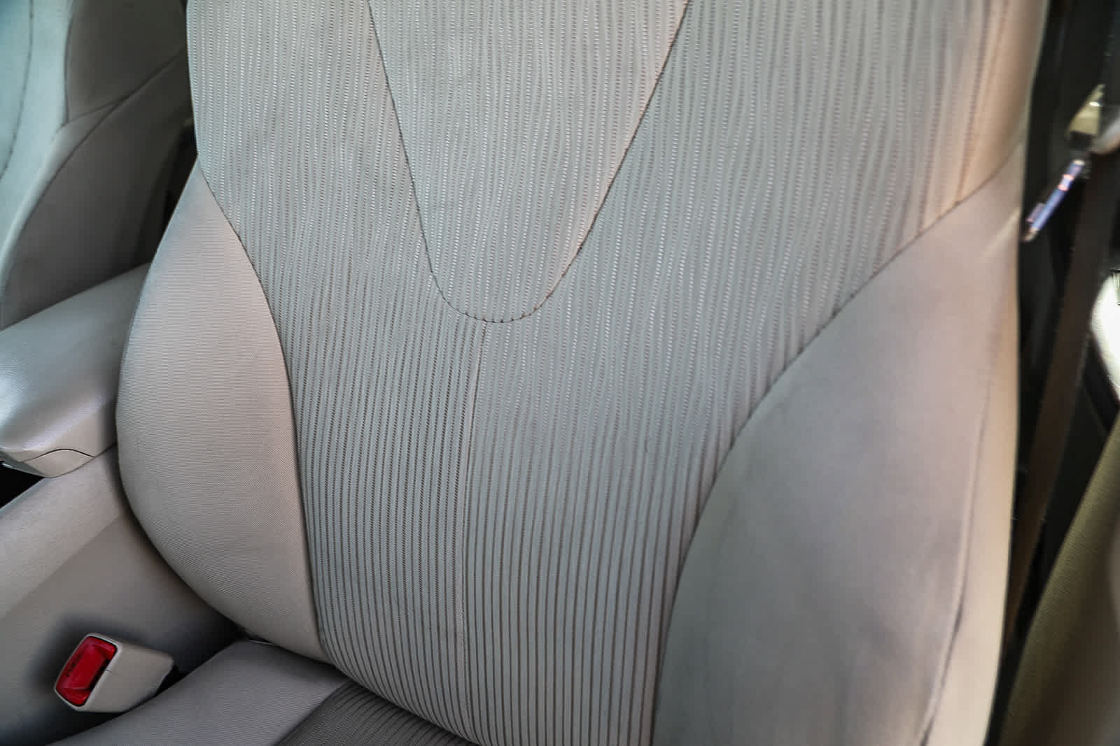 Used 2013 Toyota Venza LE FWD image 24