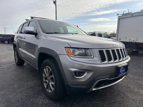Used 2014 Jeep Grand Cherokee Limited w/ Trailer Tow Group IV image 3