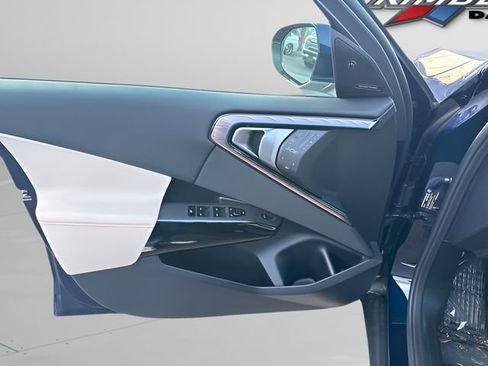 New 2026 BMW X3 xDrive30 w/ Premium Package image 10