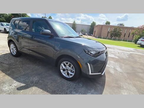 Used 2025 Kia Soul LX w/ LX Technology Package FWD image 37