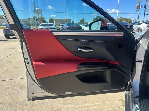 Used 2021 Lexus ES 350 F Sport image 11