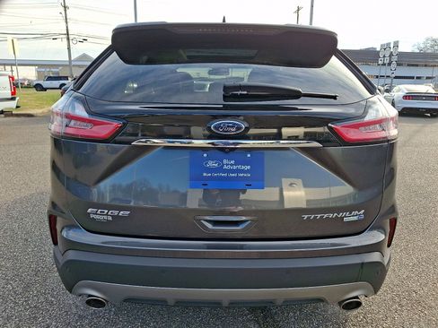 Certified 2019 Ford Edge Titanium w/ Cold Weather Package image 9