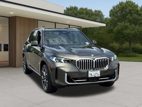 Used 2026 BMW X5 sDrive40i w/ Premium Package RWD image 5