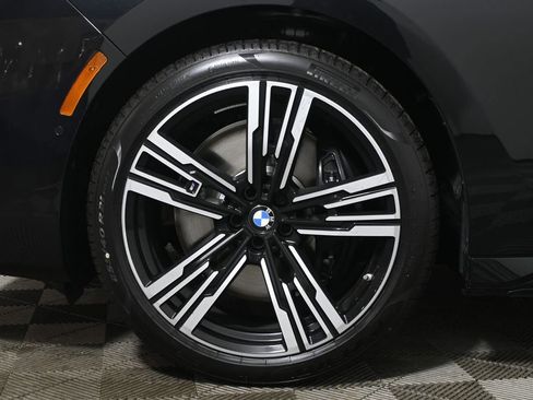 New 2026 BMW 760i xDrive w/ Executive Package AWD/4WD image 12