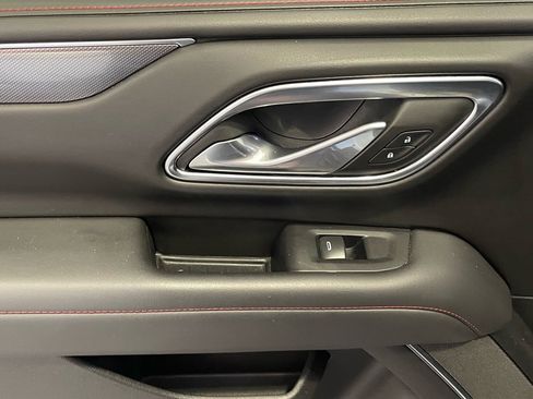 Used 2024 Chevrolet Suburban RST w/ Luxury Package image 32