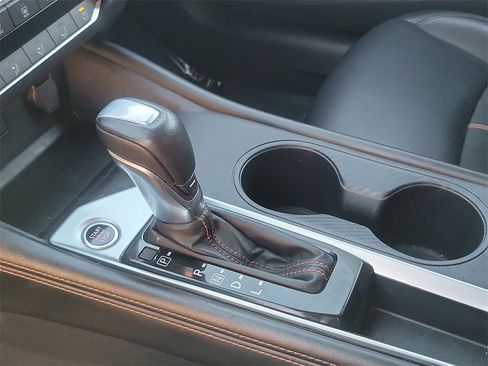 Used 2022 Nissan Altima 2.5 SR image 11