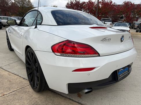 Used 2014 BMW Z4 sDrive35i image 3