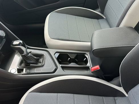 New 2026 Volkswagen Taos S image 15