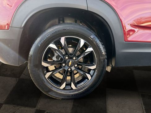 Certified 2023 Chevrolet TrailBlazer LT FWD image 9