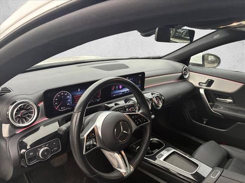 Used 2025 Mercedes-Benz CLA 250 4MATIC image 10