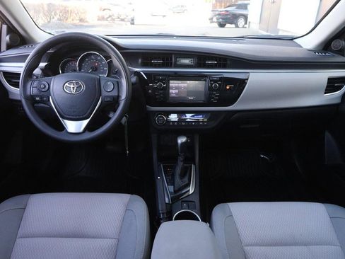 Used 2015 Toyota Corolla LE image 20