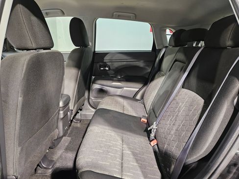 Used 2025 Mitsubishi Outlander Sport LE AWD/4WD image 34