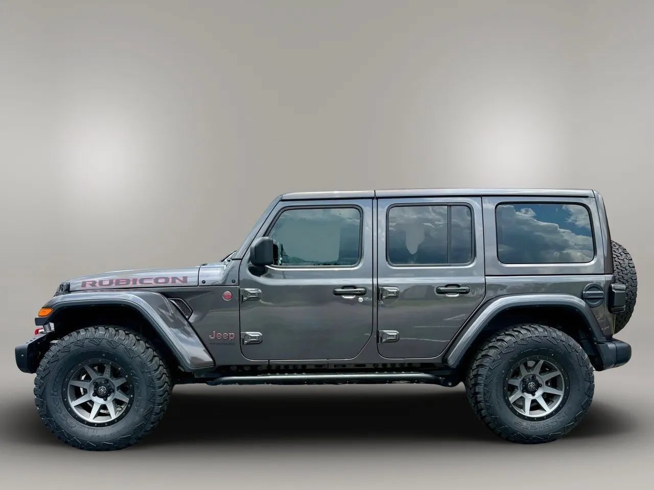 Used 2019 Jeep Wrangler Unlimited Rubicon AWD/4WD image 2