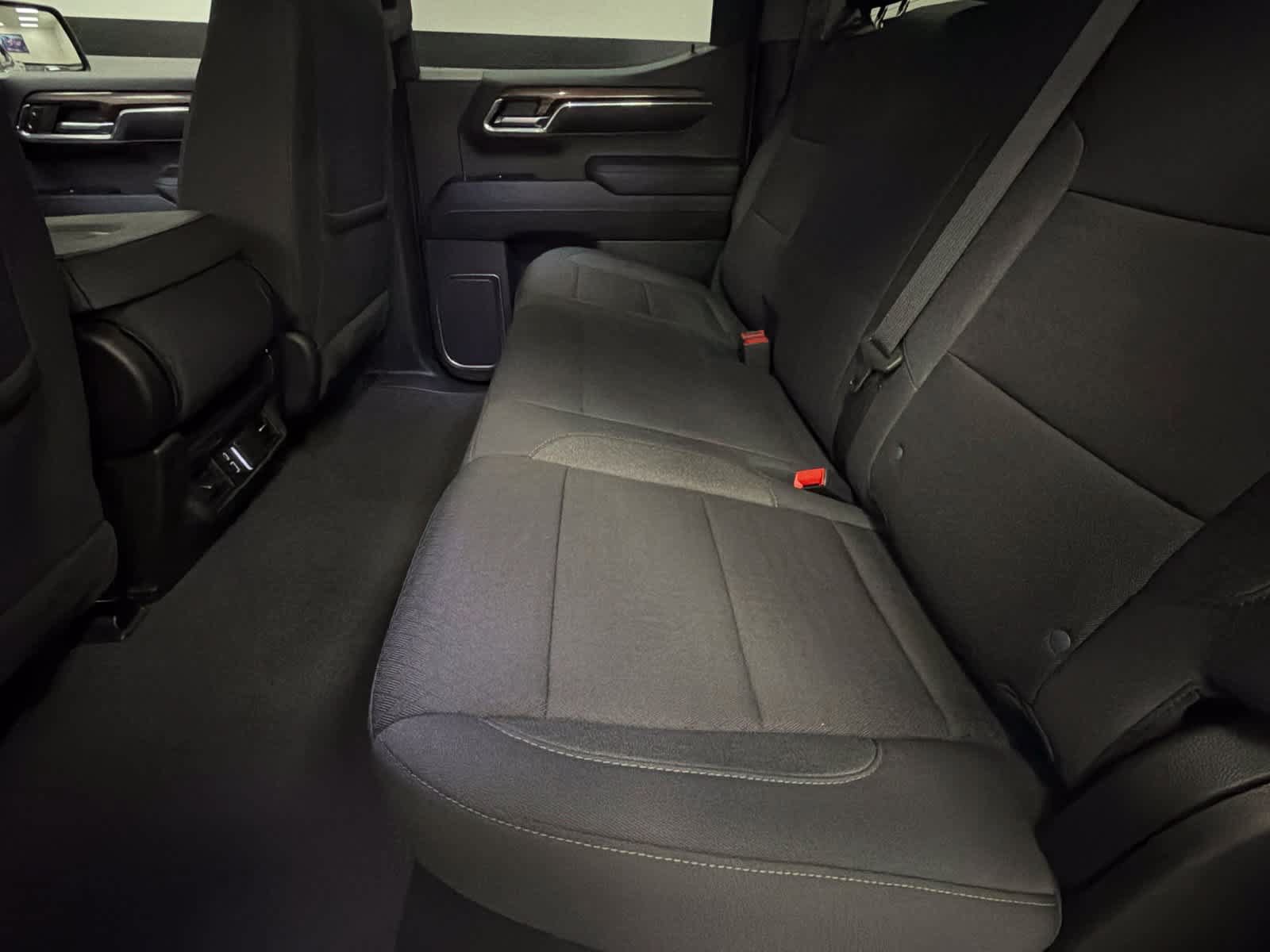 Used 2024 Chevrolet Silverado 1500 LT w/ LPO, Dark Essentials Package RWD image 39