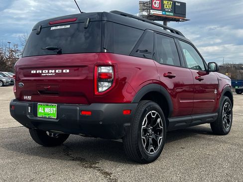 Used 2025 Ford Bronco Sport Outer Banks image 5