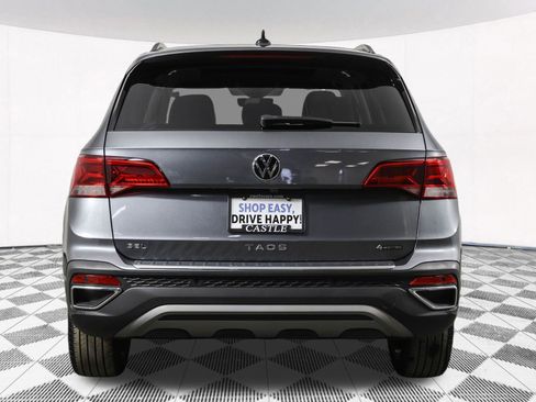 Used 2024 Volkswagen Taos SEL image 19