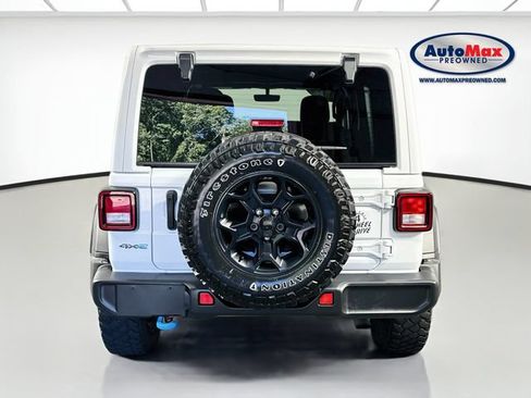 Used 2023 Jeep Wrangler Unlimited w/ Cold Weather Group AWD/4WD image 7
