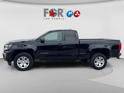 Used 2022 Chevrolet Colorado LT w/ Fleet Safety Package image 2
