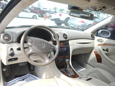 Used 2006 Mercedes-Benz CLK 350 Coupe image 18