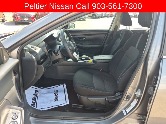Used 2024 Nissan Sentra SV FWD image 9