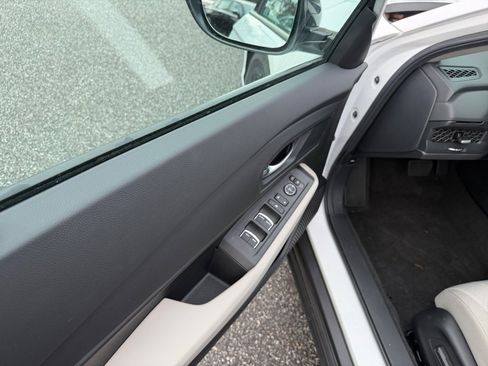 New 2025 Honda Accord SE image 32