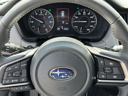 Certified 2025 Subaru Outback Premium AWD/4WD image 12