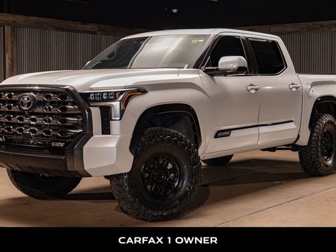 Used 2022 Toyota Tundra Platinum image 5