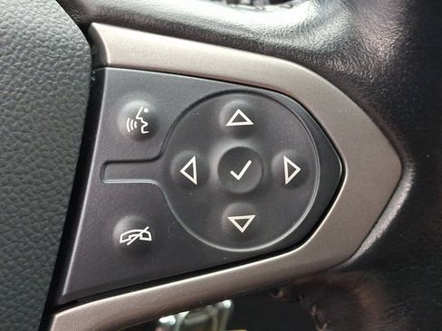 Used 2021 Chevrolet Colorado Z71 w/ Safety Package AWD/4WD image 23