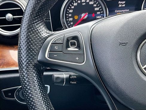 Used 2017 Mercedes-Benz E 300 4MATIC w/ Premium 1 Package image 14