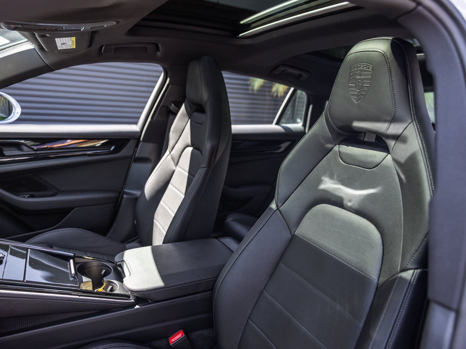 Certified 2025 Porsche Panamera 4 AWD/4WD image 5