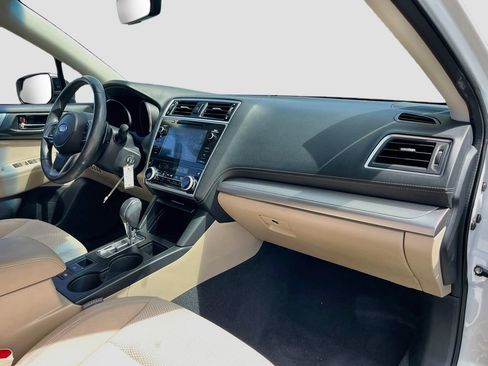 Used 2019 Subaru Outback 2.5i Premium AWD/4WD image 27