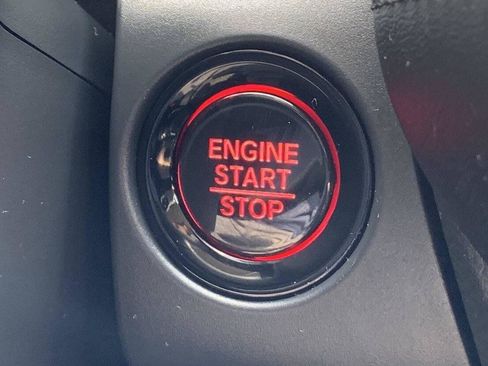 Certified 2025 Honda HR-V LX image 21