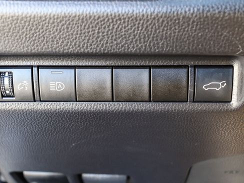 Used 2022 Toyota RAV4 XLE image 23