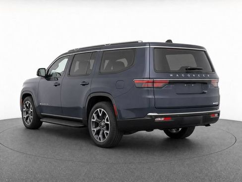 Used 2024 Jeep Wagoneer Series III AWD/4WD image 7