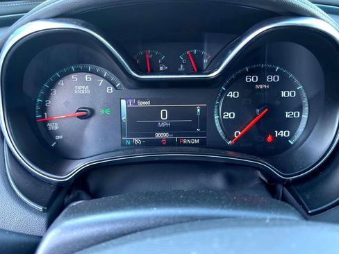 Used 2019 Chevrolet Impala LT FWD image 12