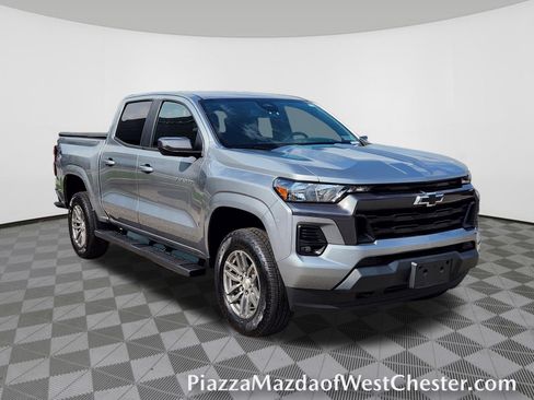 Used 2023 Chevrolet Colorado LT w/ LT Convenience Package II AWD/4WD image 1
