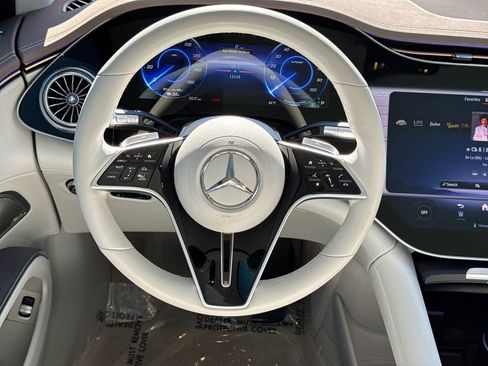 Used 2023 Mercedes-Benz EQS 580 4MATIC SUV image 24