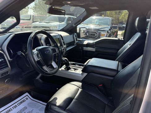 Used 2019 Ford F150 Lariat w/ Equipment Group 502A Luxury AWD/4WD image 9