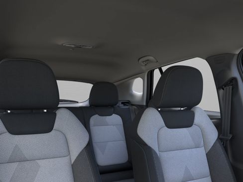 New 2026 Chevrolet Trax LS w/ LS Convenience Package FWD image 24