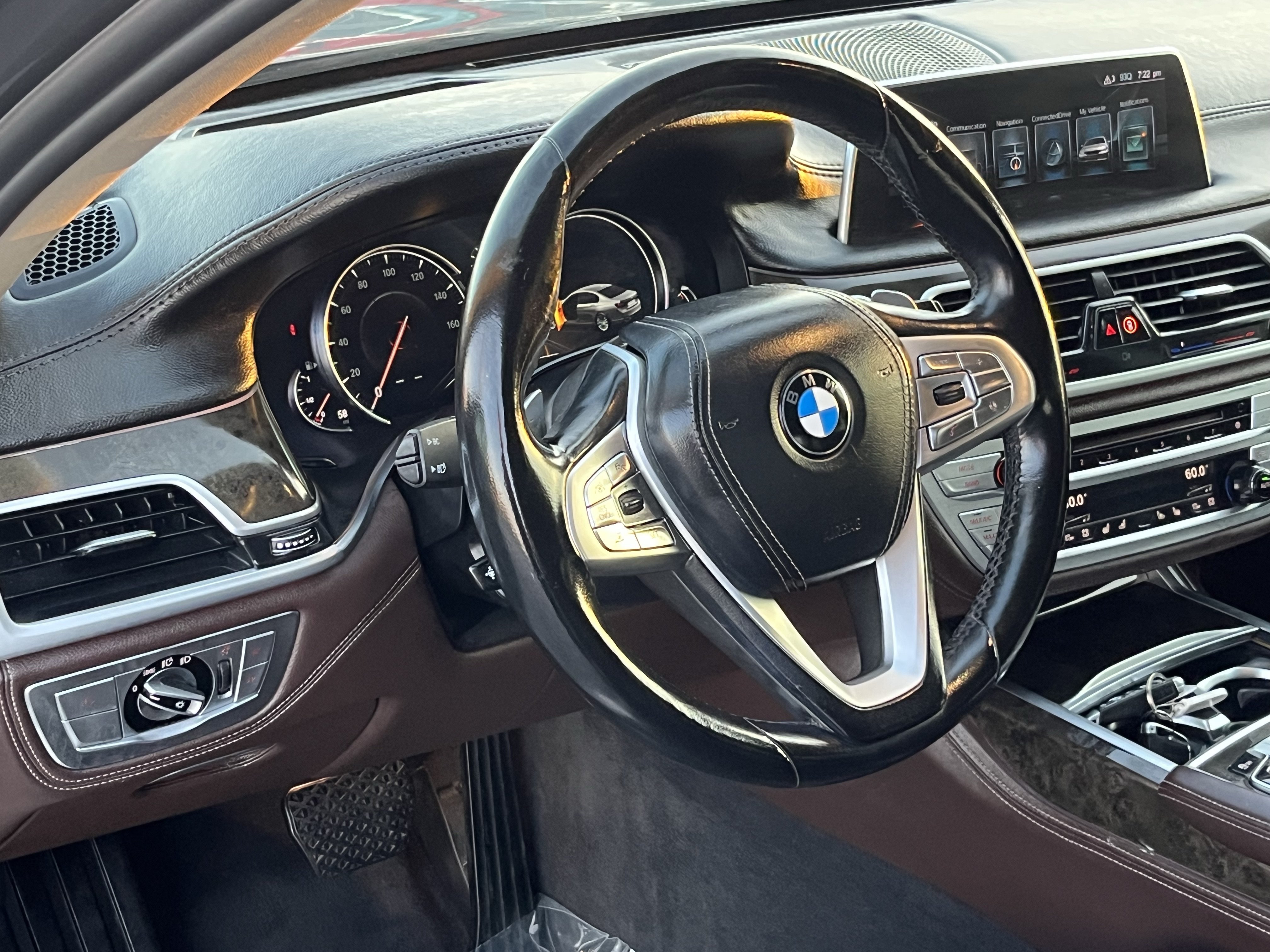 Used 2017 BMW 740i RWD image 17