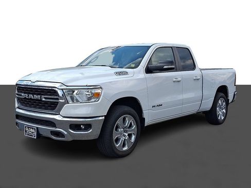 Used 2022 RAM 1500 Big Horn AWD/4WD image 3