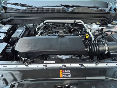 Used 2026 Chevrolet Colorado LT RWD image 29