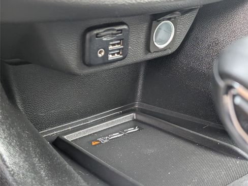 Used 2023 Chevrolet Traverse RS image 20