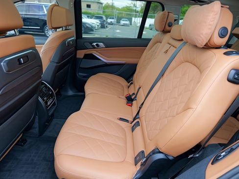 Used 2024 BMW X7 xDrive40i w/ Executive Package AWD/4WD image 28