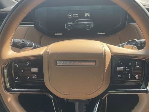 Used 2025 Land Rover Range Rover Sport Dynamic SE image 10