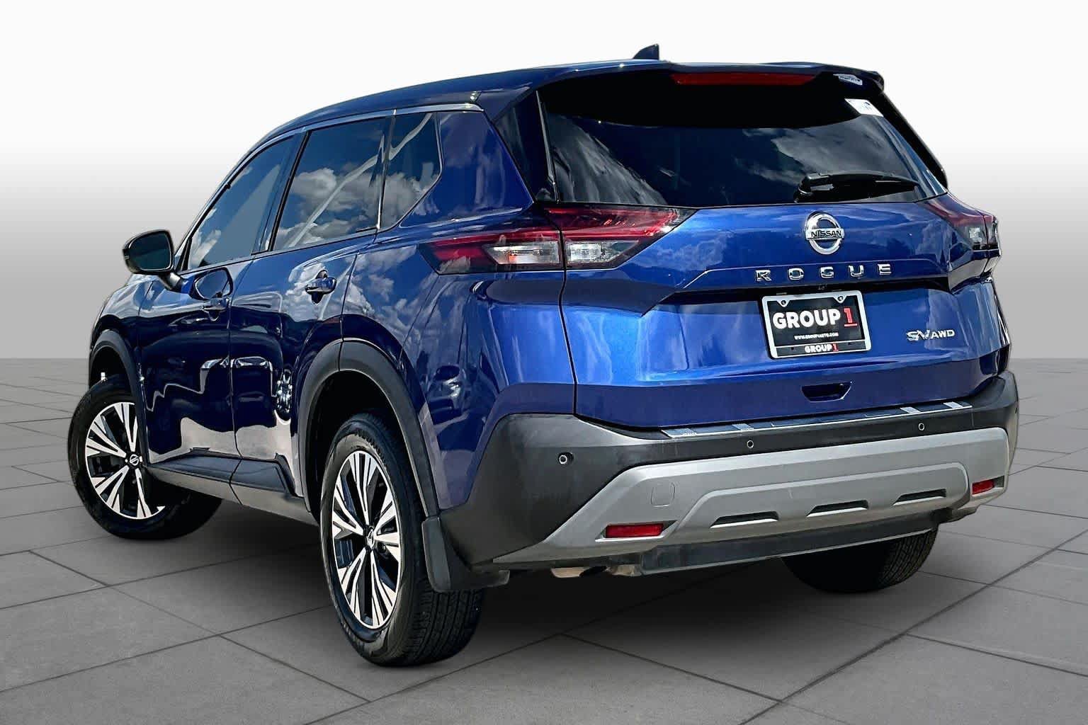 Used 2021 Nissan Rogue SV AWD/4WD image 12