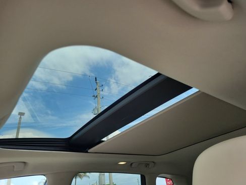 Certified 2022 Nissan Murano SL w/ SL Moonroof Package FWD image 23