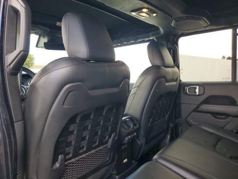 Used 2022 Jeep Wrangler Unlimited Rubicon 4xe w/ Steel Bumper Group image 14